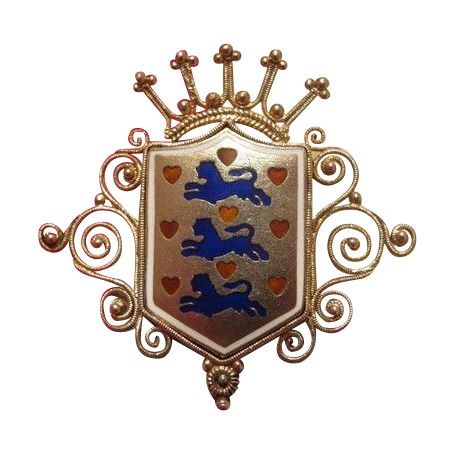 Gilded silver and Enamel brooch in the shape of a coat of arms and a crown on the top, 19th century Gilded silver and Enamel brooch in the shape of a coat of arms and a crown on the top, 19th century