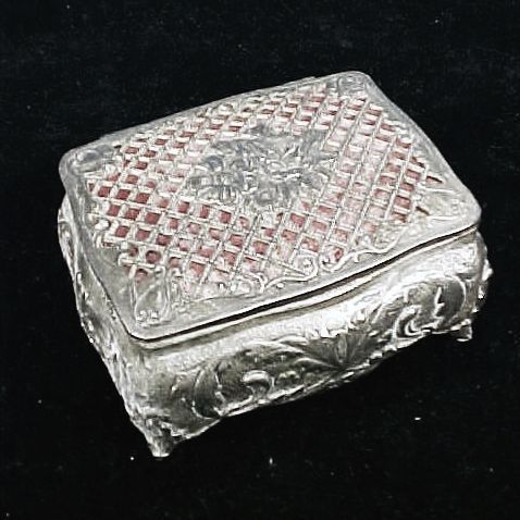 Vintage Silver Plated FILIGREE & REPOUSSE ROSE Footed Jewelry Box Jewel Casket Vintage Silver Plated FILIGREE & REPOUSSE ROSE Footed Jewelry Box Jewel Casket