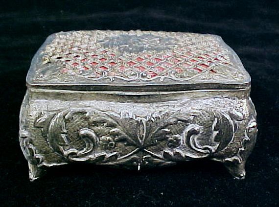 Vintage Silver Plated FILIGREE & REPOUSSE ROSE Footed Jewelry Box Jewel Casket Vintage Silver Plated FILIGREE & REPOUSSE ROSE Footed Jewelry Box Jewel Casket