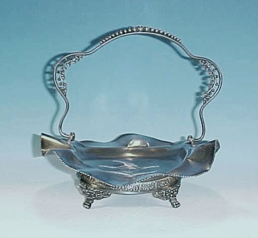 WARREN SILVER Quadruple Plate Cake Basket, Bride's Basket, Fruit Basket #68 WARREN SILVER Quadruple Plate Cake Basket, Bride's Basket, Fruit Basket #68
