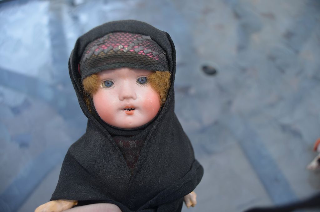 SALE: J Walther & Sohn Egyptian girl SALE: J Walther & Sohn Egyptian girl