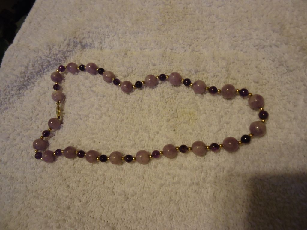 Fabulous 14k Purple Agate & Amethyst Beaded 18" Necklace Fabulous 14k Purple Agate & Amethyst Beaded 18" Necklace