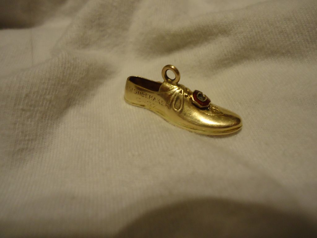 Unusual 10k Yellow Gold Catholic University NCSSS Shoe Charm Unusual 10k Yellow Gold Catholic University NCSSS Shoe Charm