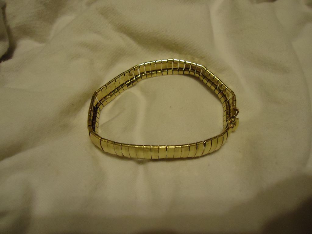 Heavy 14k Yellow Gold Art Deco Motif 7" Bracelet Heavy 14k Yellow Gold Art Deco Motif 7" Bracelet