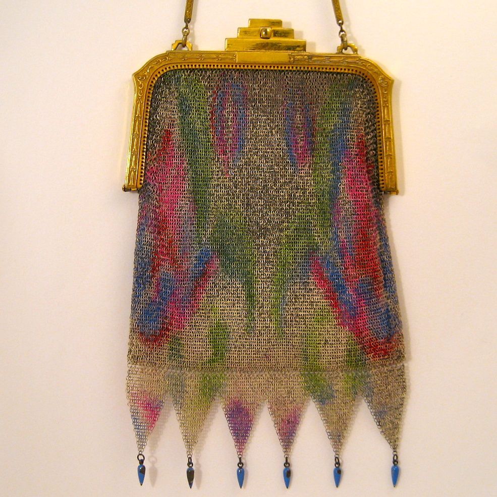 Vintage Whiting Davis Dresden Mesh Purse Handbag Bag 6 Drops Vintage Whiting Davis Dresden Mesh Purse Handbag Bag 6 Drops