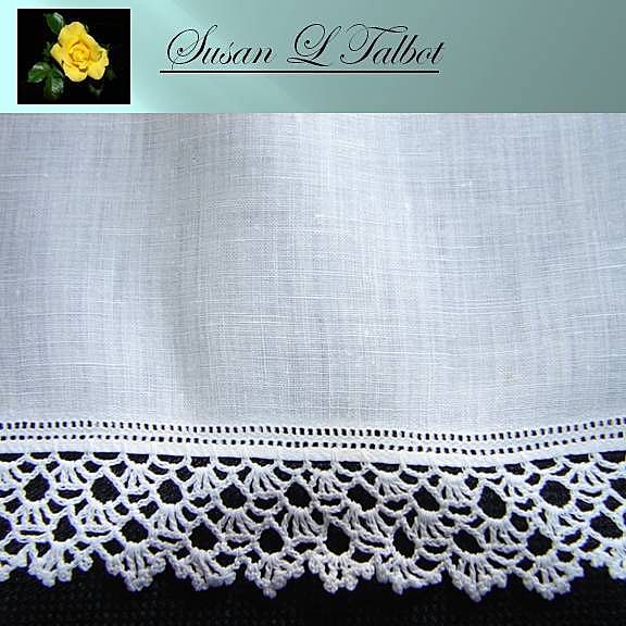Vintage Delicate Crocheted Edge White Linen Hankie Vintage Delicate Crocheted Edge White Linen Hankie
