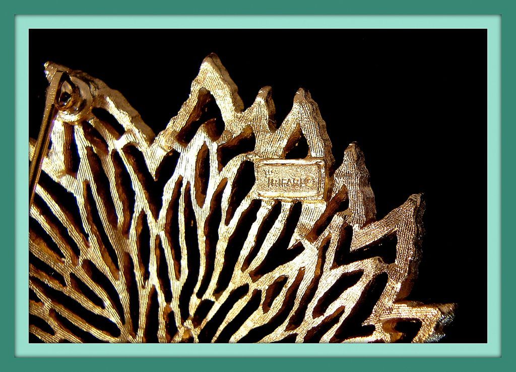 Reduced-Vintage Crown Trifari Goldtone Brooch Reduced-Vintage Crown Trifari Goldtone Brooch