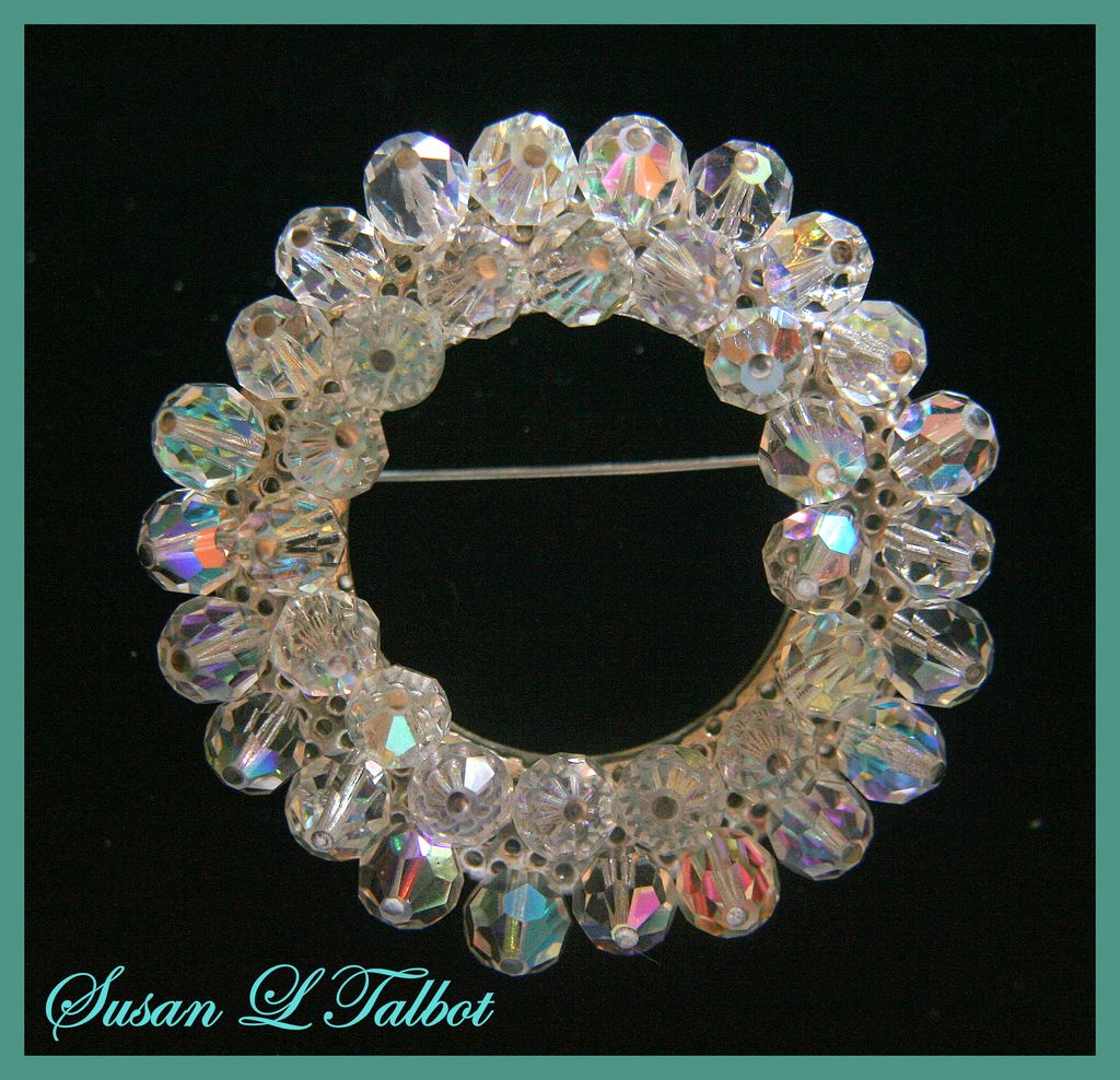 Gorgeous Vintage High Quality Crystal Beaded Brooch - Gorgeous Vintage High Quality Crystal Beaded Brooch -