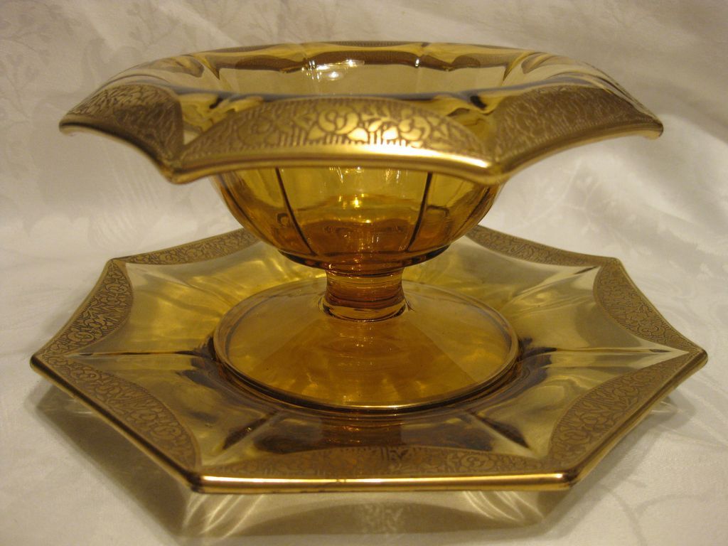 Tiffin Gold Encrusted Amber Octagonal Bowl & Plate Tiffin Gold Encrusted Amber Octagonal Bowl & Plate