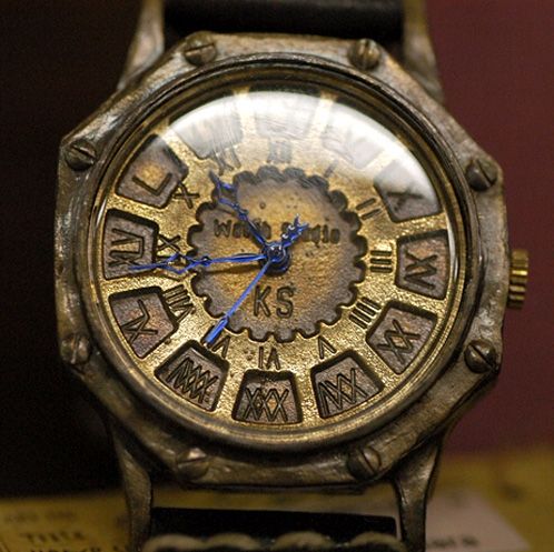 Handmade Aged metal case with rounded glass FLYBACK -O Handmade Aged metal case with rounded glass FLYBACK -O