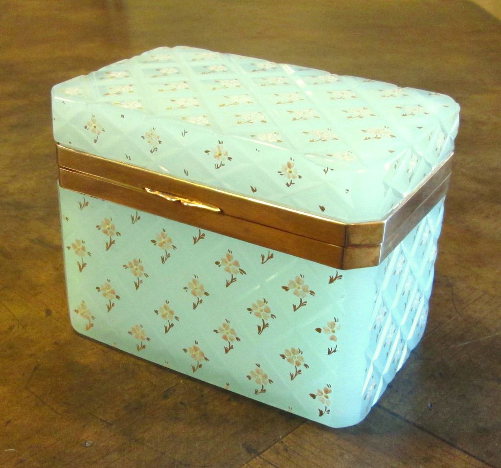 Antique Seafoam Green Opaline Hinged Box, Circa 1900 Antique Seafoam Green Opaline Hinged Box, Circa 1900