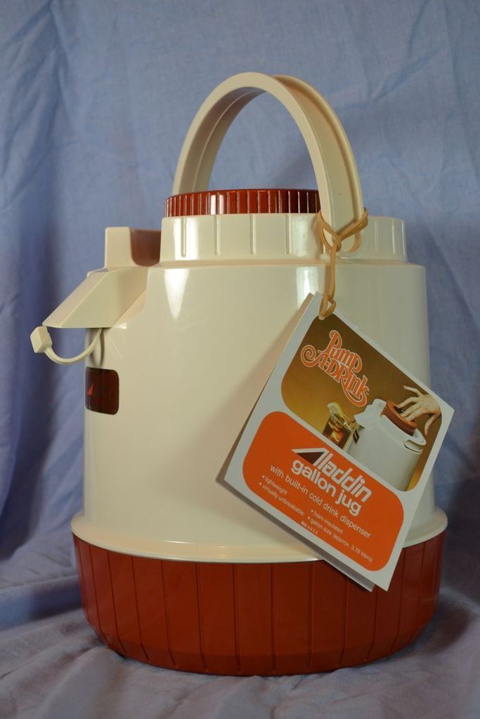 Aladdin Pump-A-Drink Gallon Jug Aladdin Pump-A-Drink Gallon Jug