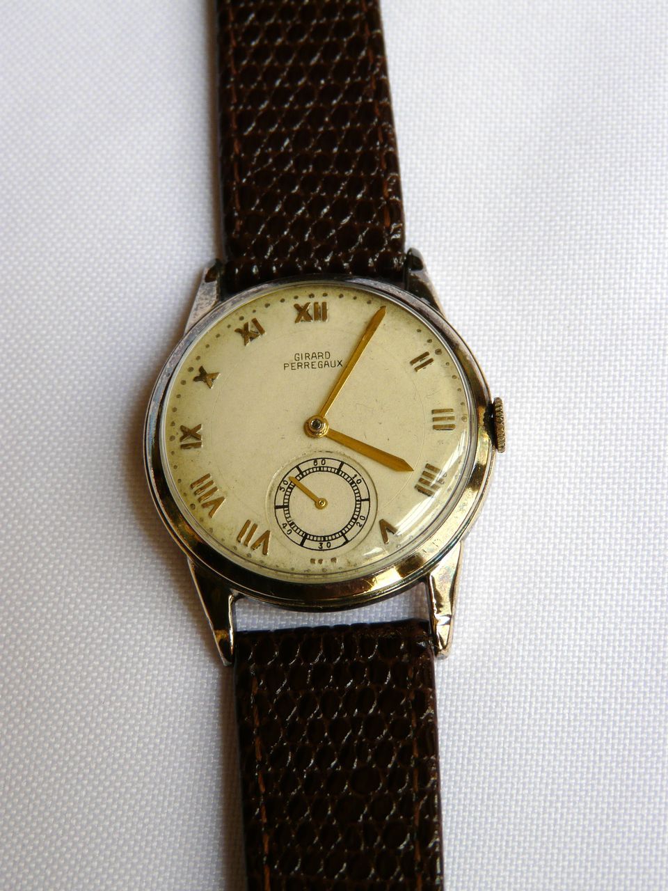Elegant Vintage 1940s or 50s Girard Perregaux Wrist Watch Elegant Vintage 1940s or 50s Girard Perregaux Wrist Watch