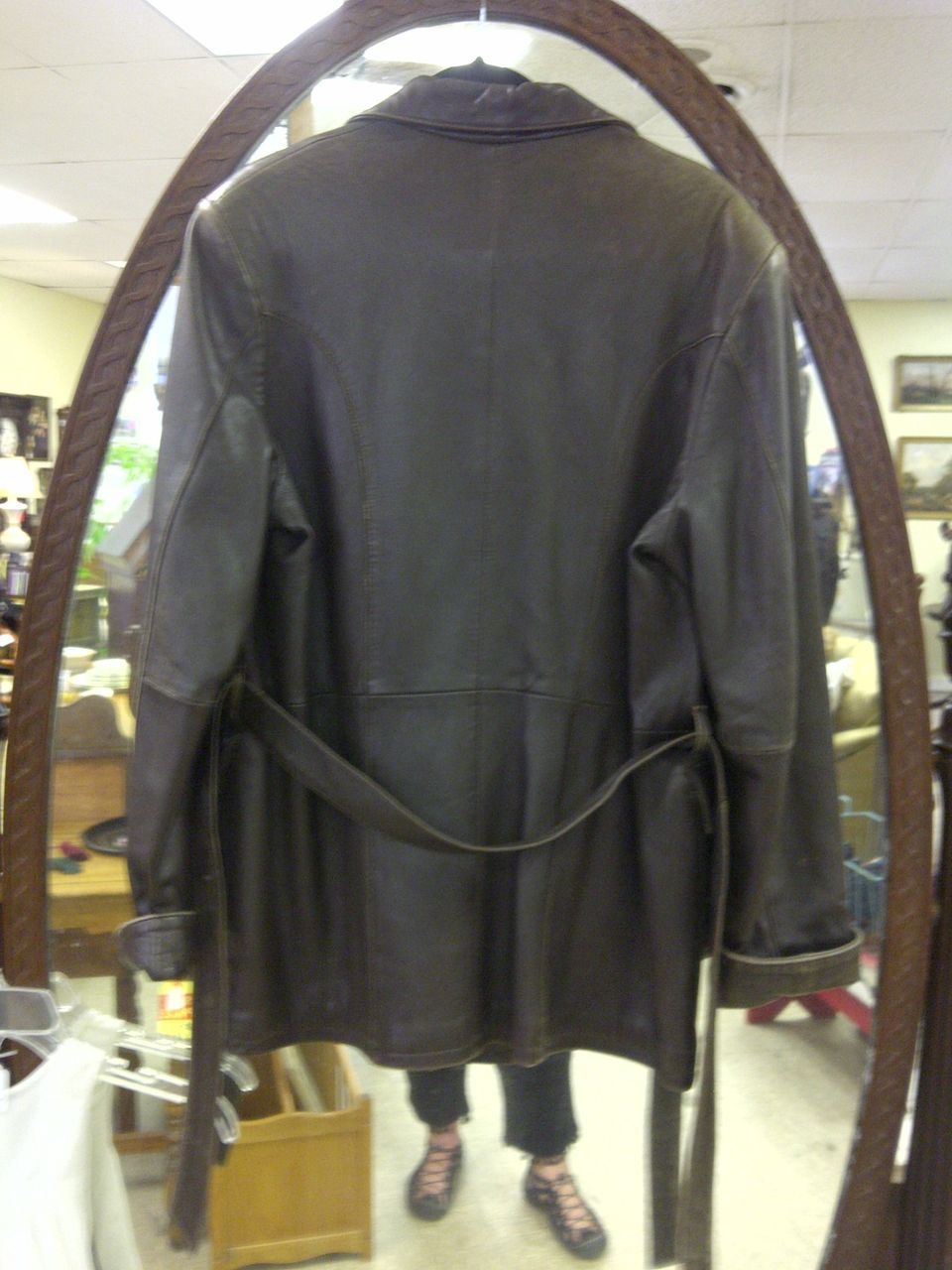 Womens soft brown leather vintage Remy jacket with belt Small Womens soft brown leather vintage Remy jacket with belt Small