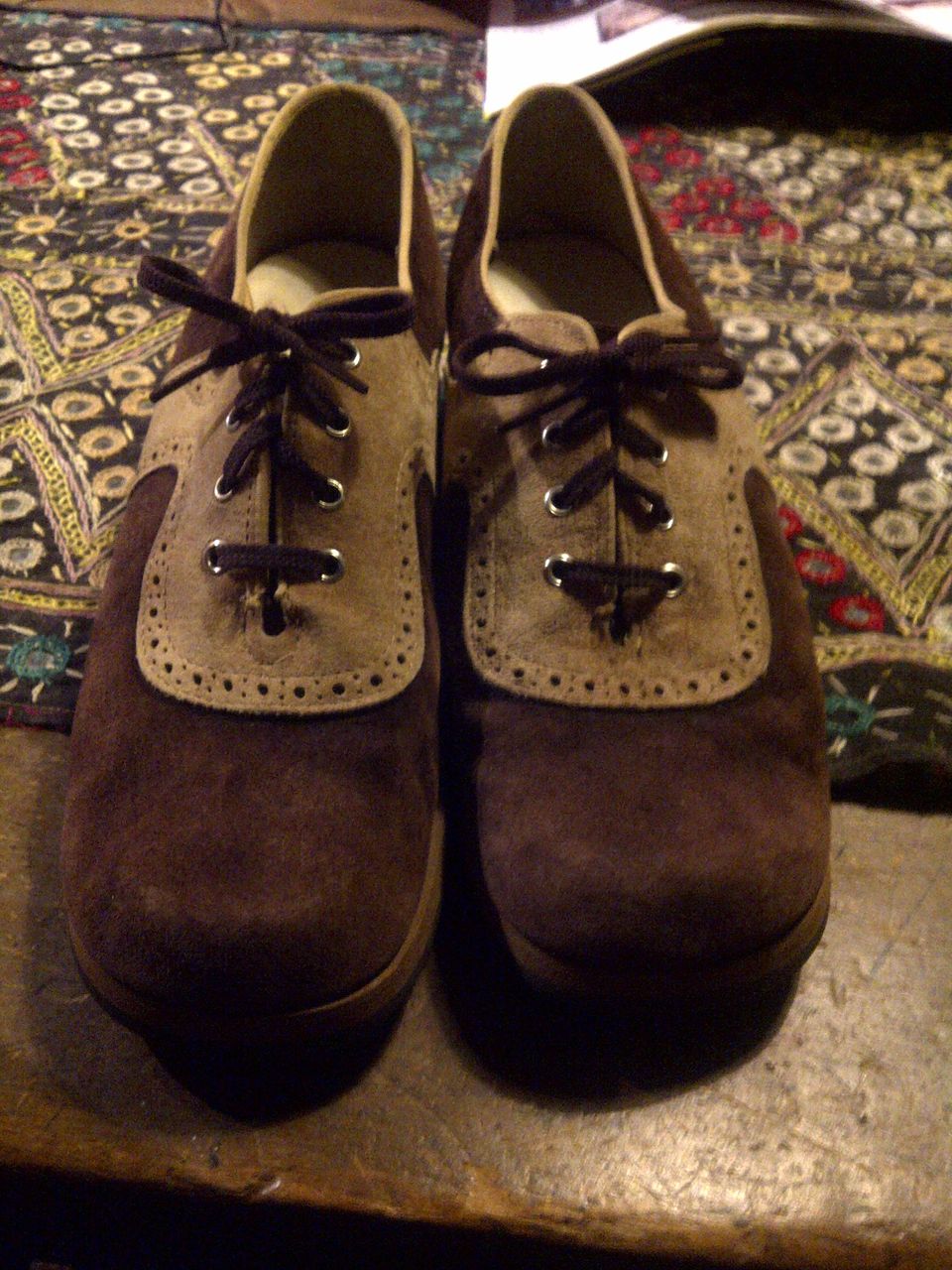suede 1970's Hush Puppies womens shoes Size 8 brown tan suede 1970's Hush Puppies womens shoes Size 8 brown tan