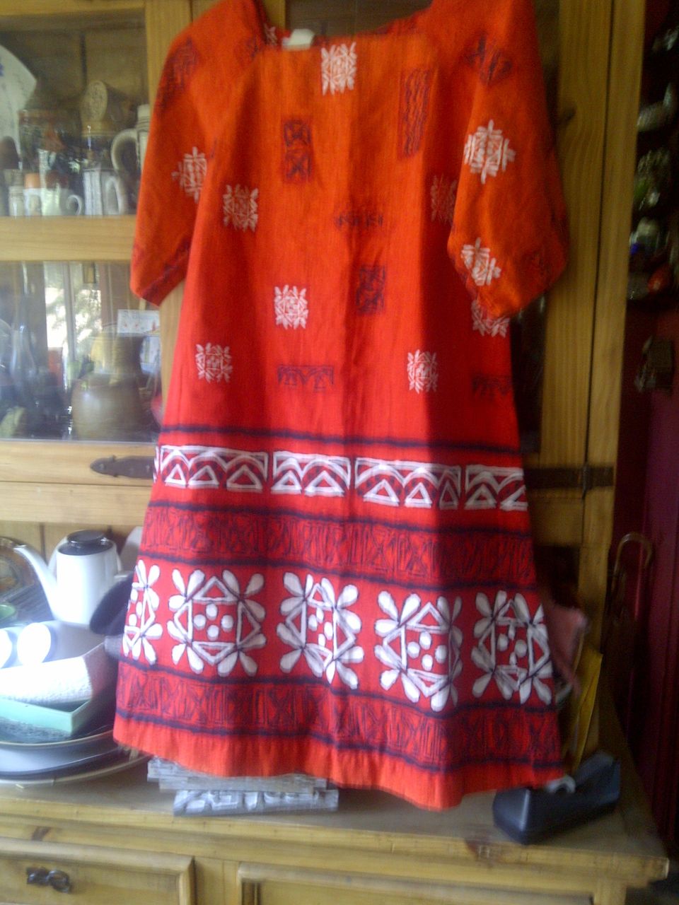 Made in Hawaii Dress with oranges reds and whites Size 12 vintage Made in Hawaii Dress with oranges reds and whites Size 12 vintage