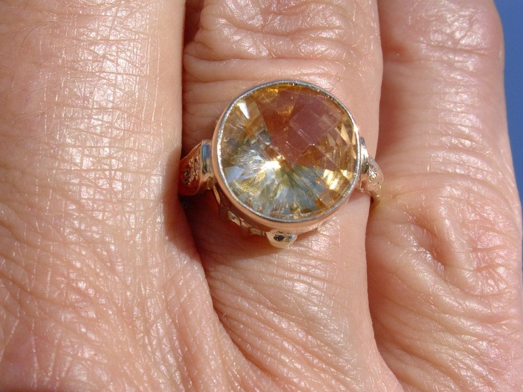 14kt Briolette Citrine/Multi Diamond Ladies Ring 14kt Briolette Citrine/Multi Diamond Ladies Ring