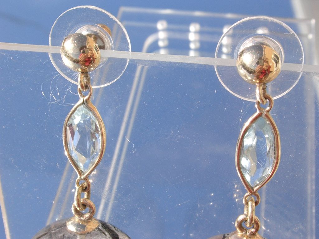 14kt Round Crystal and Ocular Aquamarine Dangle Earrings 14kt Round Crystal and Ocular Aquamarine Dangle Earrings