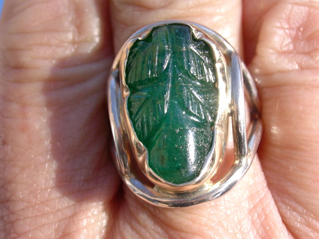 Sterling/10kt Carved Emerald Leaf Ladies Ring Sterling/10kt Carved Emerald Leaf Ladies Ring