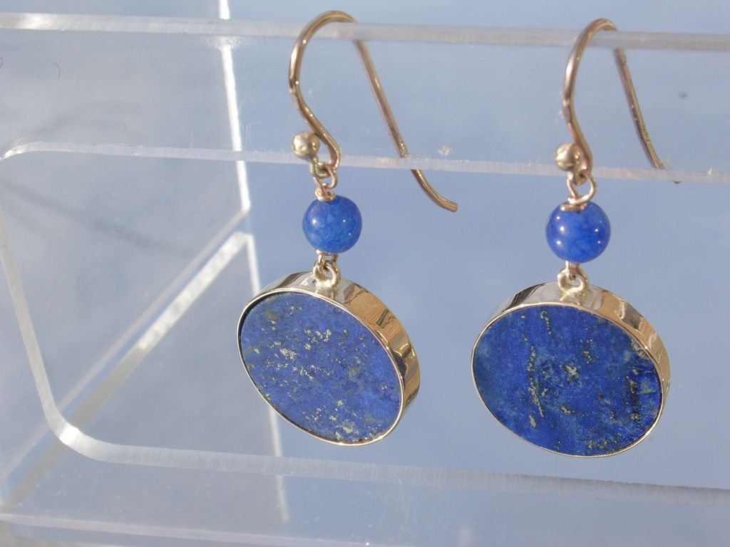 9kt Yellow Gold Lapis Bead and Round Disc Lapis Lazuli Dangle Earrings 9kt Yellow Gold Lapis Bead and Round Disc Lapis Lazuli Dangle Earrings