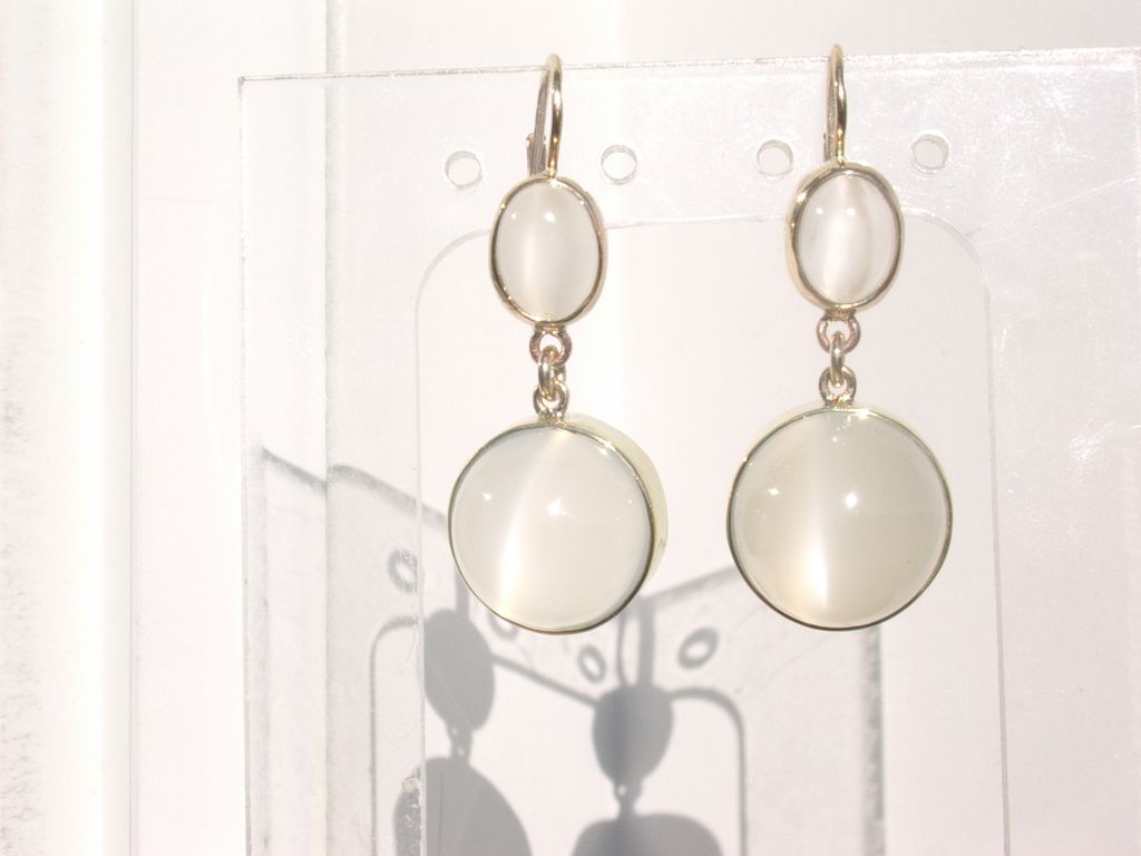 14kt Oval & Round Luminous Grey Dangle Moonstone Earrings 14kt Oval & Round Luminous Grey Dangle Moonstone Earrings