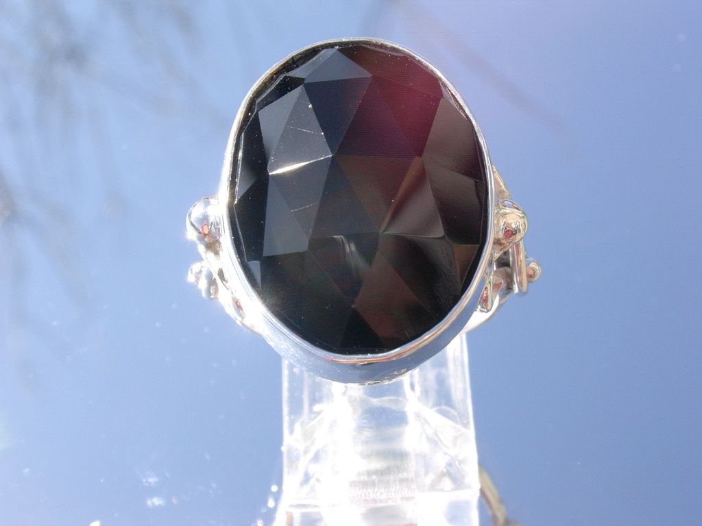 Sterling Dome Facet Black Onyx Ladies Ring Sterling Dome Facet Black Onyx Ladies Ring
