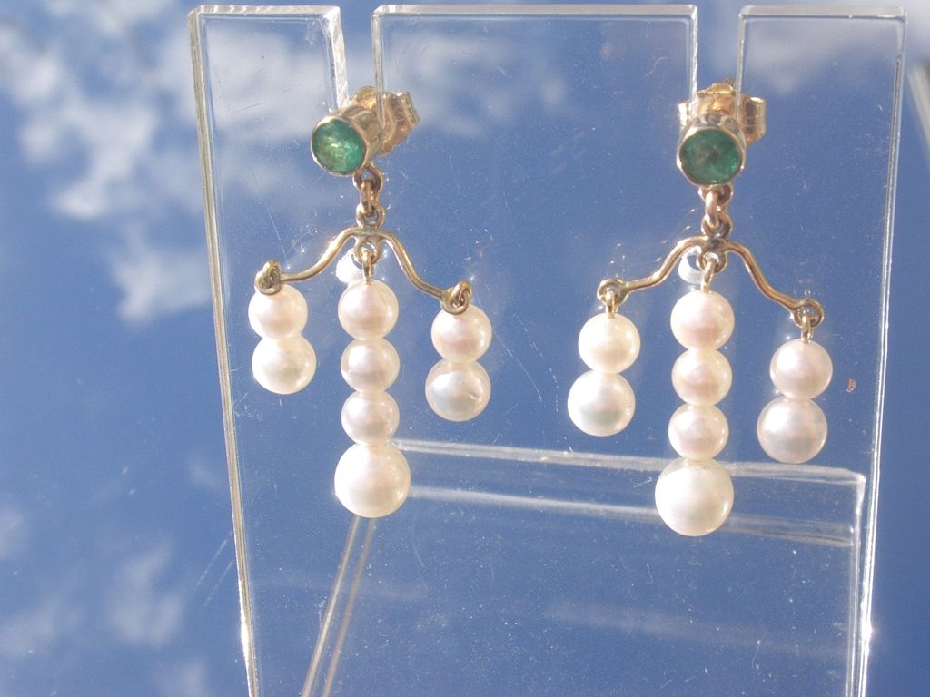 14kt Emerald/Cascading Freshwater Pearl Dangle Earrings 14kt Emerald/Cascading Freshwater Pearl Dangle Earrings