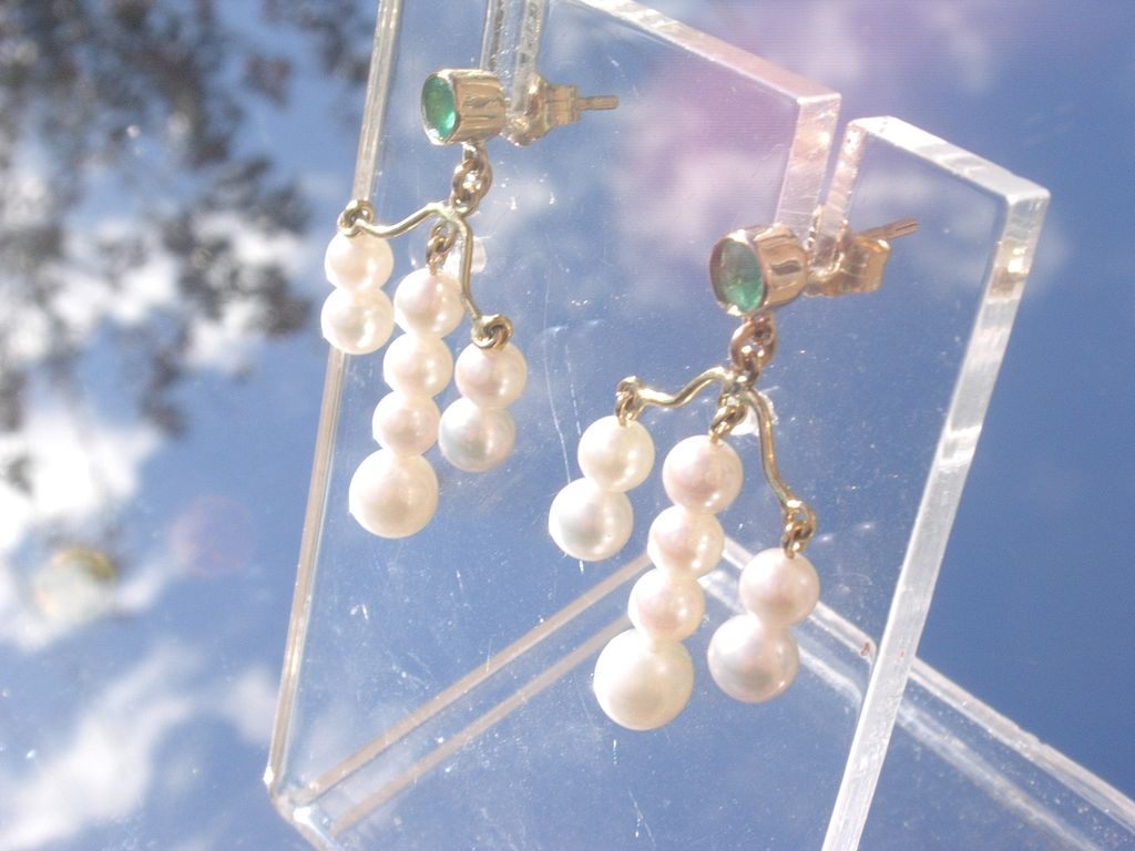 14kt Emerald/Cascading Freshwater Pearl Dangle Earrings 14kt Emerald/Cascading Freshwater Pearl Dangle Earrings