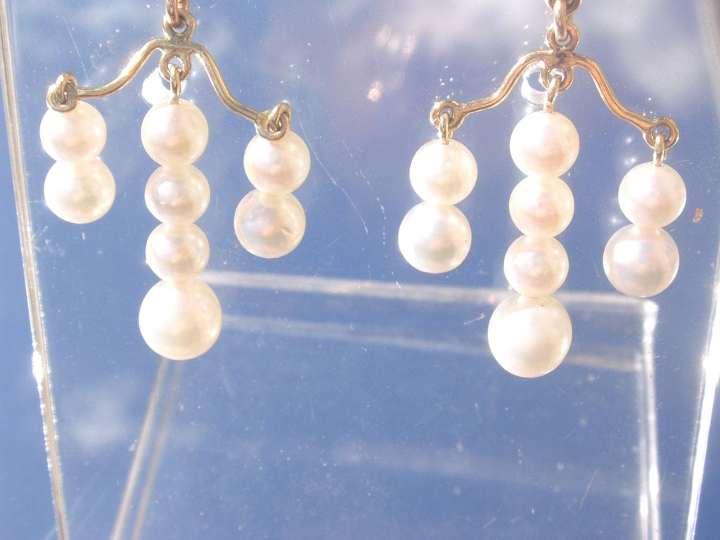 14kt Emerald/Cascading Freshwater Pearl Dangle Earrings 14kt Emerald/Cascading Freshwater Pearl Dangle Earrings