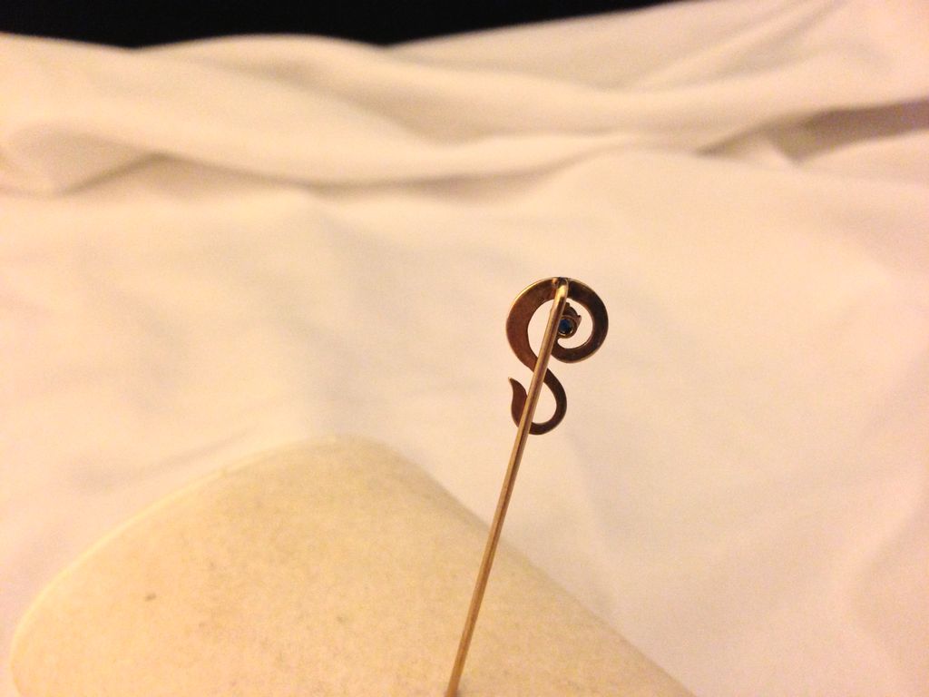 Vintage Art Nouveau 14k Question Mark Stick Pin Vintage Art Nouveau 14k Question Mark Stick Pin