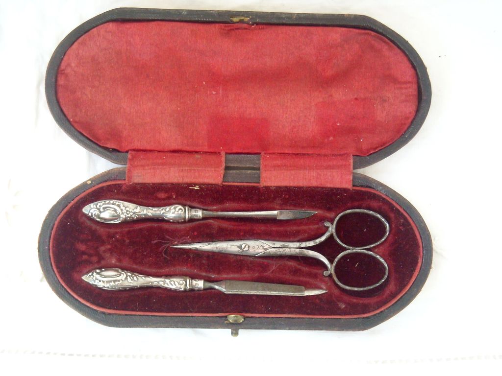 English Cased Solid Silver Manicure Set Levi & Salaman 1924 English Cased Solid Silver Manicure Set Levi & Salaman 1924