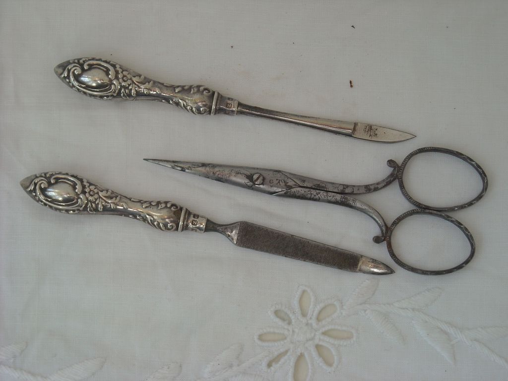 English Cased Solid Silver Manicure Set Levi & Salaman 1924 English Cased Solid Silver Manicure Set Levi & Salaman 1924