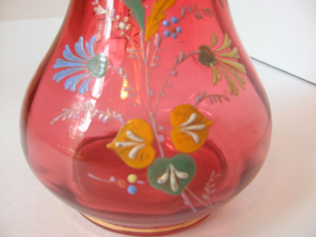 Elegant Hand Blown Hand Painted Cranberry Glass Vase with Ruffled Lip Elegant Hand Blown Hand Painted Cranberry Glass Vase with Ruffled Lip