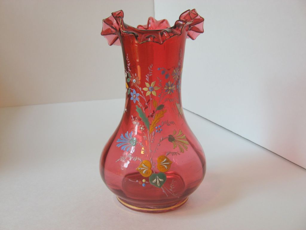 Elegant Hand Blown Hand Painted Cranberry Glass Vase with Ruffled Lip Elegant Hand Blown Hand Painted Cranberry Glass Vase with Ruffled Lip