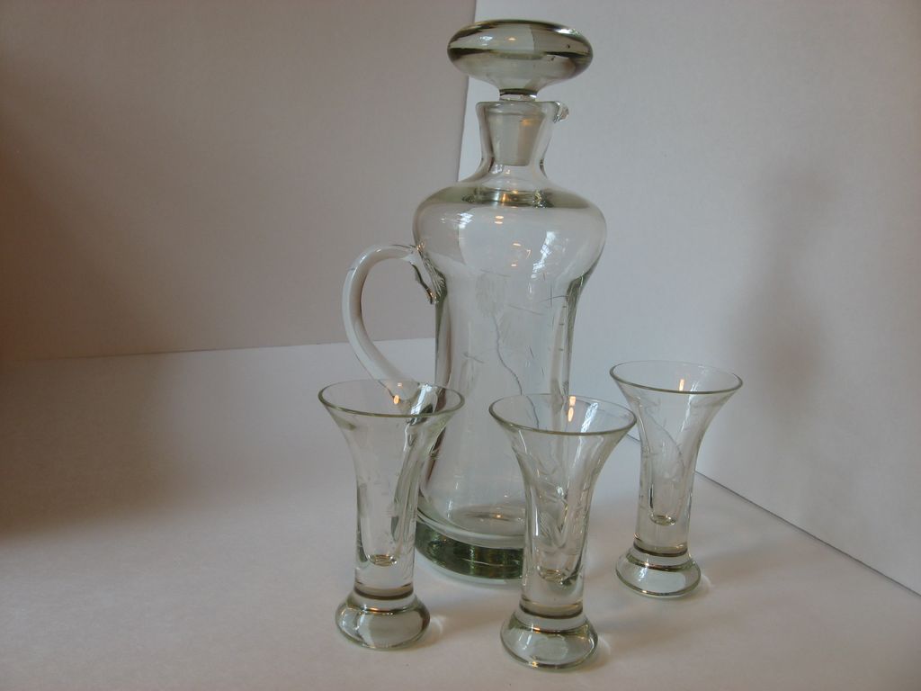 Glass Decanter, Stopper and Three Fluted Cordials with Etched Thistle Design Glass Decanter, Stopper and Three Fluted Cordials with Etched Thistle Design