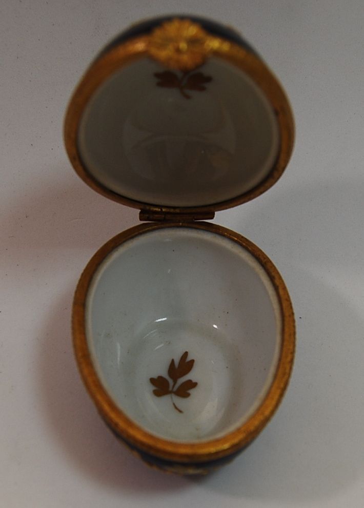 Limoges Porcelain Egg made for Harrods Limoges Porcelain Egg made for Harrods