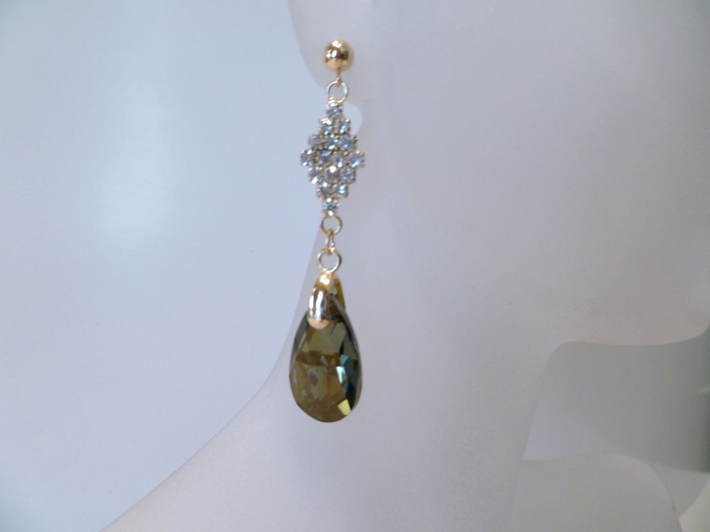 Diamond Shaped CZ and Bronze Shade Crystal Teardrop Earrings Diamond Shaped CZ and Bronze Shade Crystal Teardrop Earrings