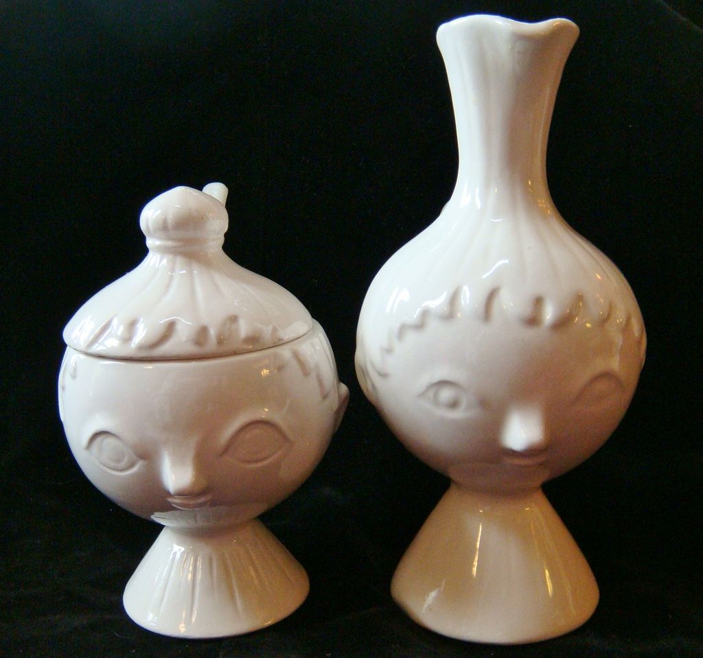 Nippon Yoko Boeki Co, Japanese Boy & Girl Creamer & Sugar Nippon Yoko Boeki Co, Japanese Boy & Girl Creamer & Sugar