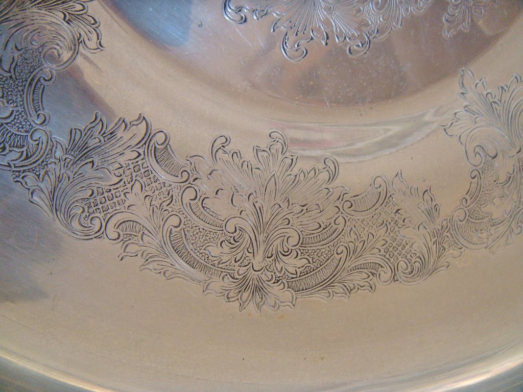 12" Embossed Aluminum Centerpiece Bowl 12" Embossed Aluminum Centerpiece Bowl