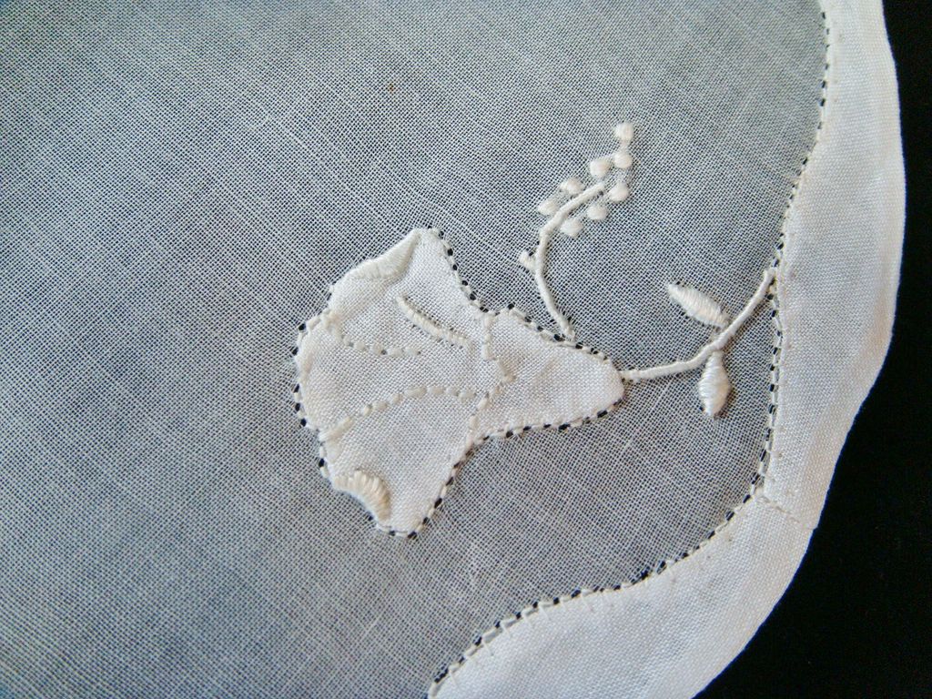 12 Never Used Madeira Organdy Goblet Rounds or Coasters 12 Never Used Madeira Organdy Goblet Rounds or Coasters