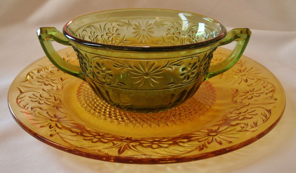 Indiana Glass Daisy pattern amber plate & green cream soup bowl Indiana Glass Daisy pattern amber plate & green cream soup bowl