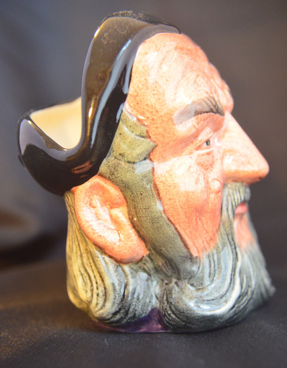Royal Doulton Character Toby Jug MERLIN Small D6536 Royal Doulton Character Toby Jug MERLIN Small D6536