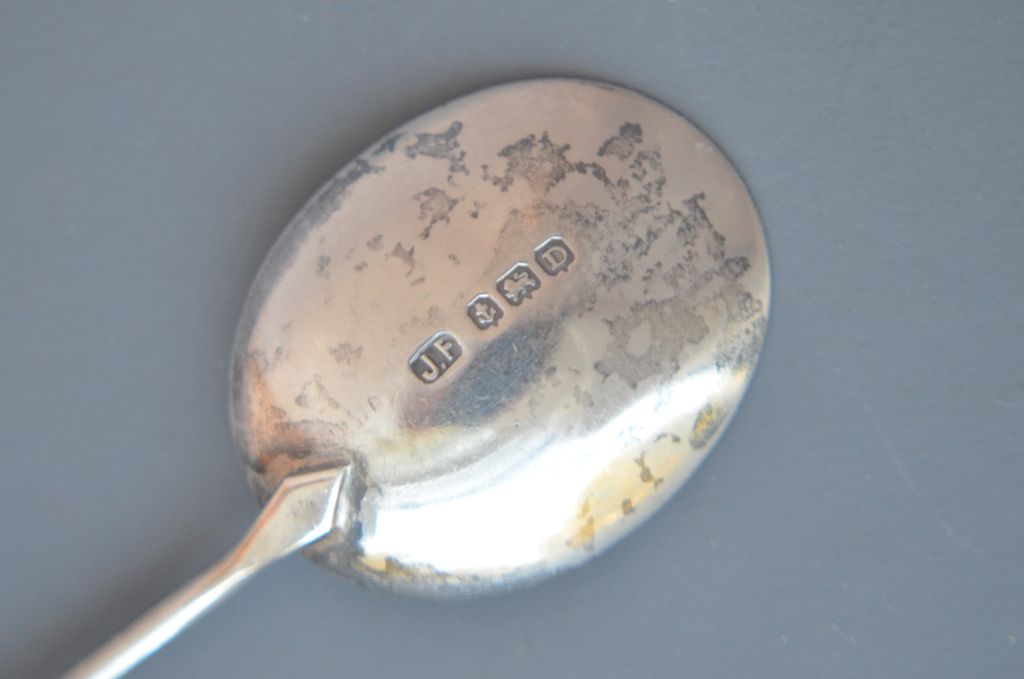 James FENTON Sterling spoon THISTLE Birmingham 1928 James FENTON Sterling spoon THISTLE Birmingham 1928