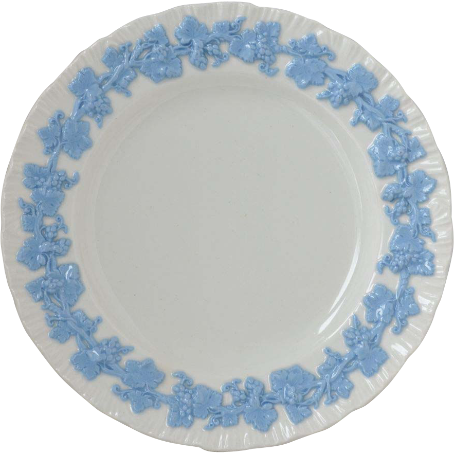 WEDGWOOD Queen's Ware Lavender on Cream Shell Edge Bread & Butter Plate WEDGWOOD Queen's Ware Lavender on Cream Shell Edge Bread & Butter Plate