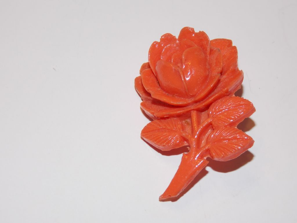 Vintage Faux Coral Rose Pin/Brooch Vintage Faux Coral Rose Pin/Brooch