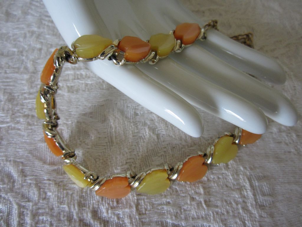 Vintage Orange Sherbert and Lemon Drop Thermoset Choker Necklace Vintage Orange Sherbert and Lemon Drop Thermoset Choker Necklace
