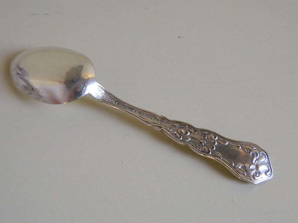 Silver Plated Pat. Oct. 20 1908 Wm Rogers & Son AA , Lily Demitasse Spoon Silver Plated Pat. Oct. 20 1908 Wm Rogers & Son AA , Lily Demitasse Spoon