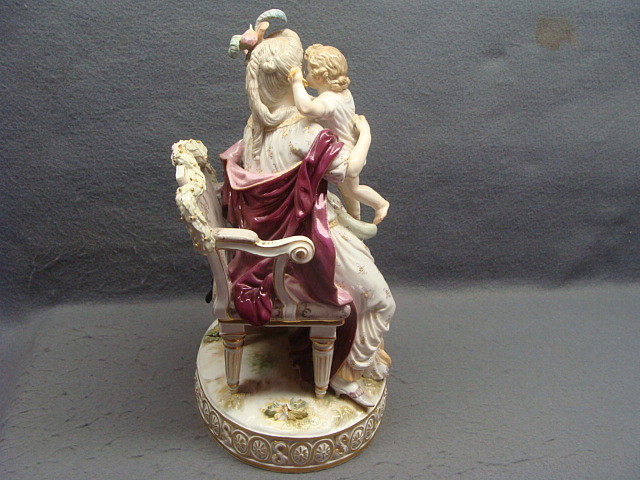 Rare Large Meissen Crossed Swords Figurine Woman With Children Ca 1820 Rare Large Meissen Crossed Swords Figurine Woman With Children Ca 1820