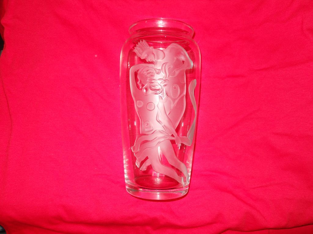 Vase with 2 Nudes- Male and Female in a Sand blasted on a Crystal Vase Vase with 2 Nudes- Male and Female in a Sand blasted on a Crystal Vase
