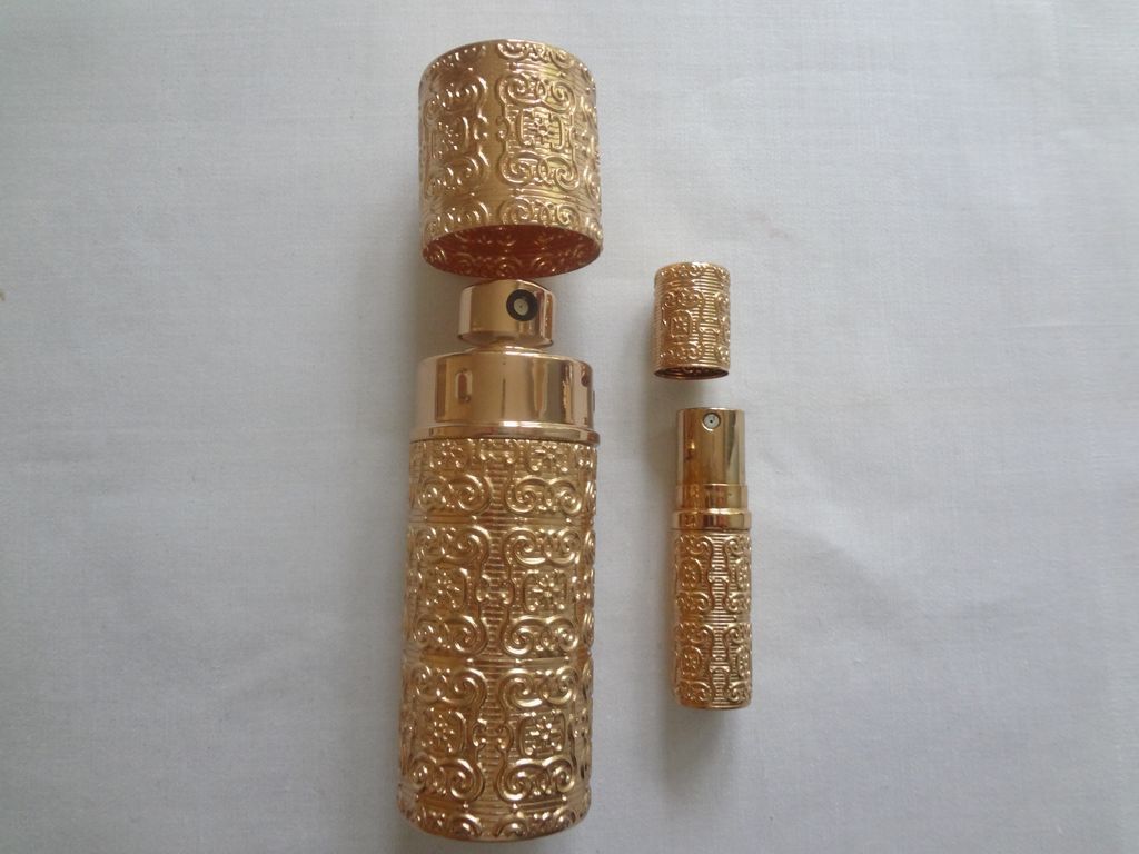 Vintage CARON Fleurs de Rocaille Perfume Set in Box Vintage CARON Fleurs de Rocaille Perfume Set in Box